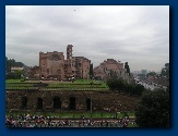 zicht op het Forum Romanum vanaf het Colosseum�